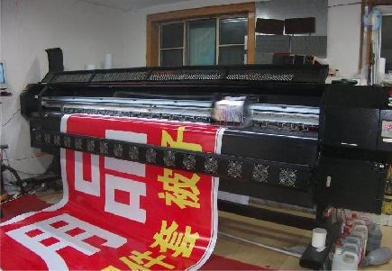 甘孜喷绘广告分辨率是多少？